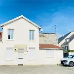 Maison Individuelle Confort Terrasse Extérieur Proche Parc Asterix, Aéroport Roissy Cdg, Paris, Disney, Château De Chantilly La Chapelle-en-Serval