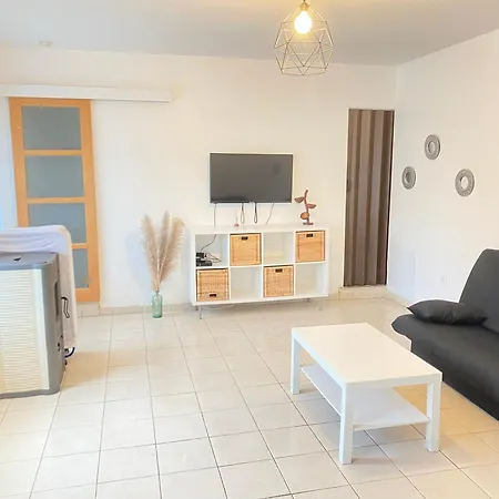 Vakantiehuis Maison Individuelle Confort Terrasse Exterieur Proche Parc Asterix, Aeroport Roissy Cdg, Paris, Disney, Chateau De Chantilly